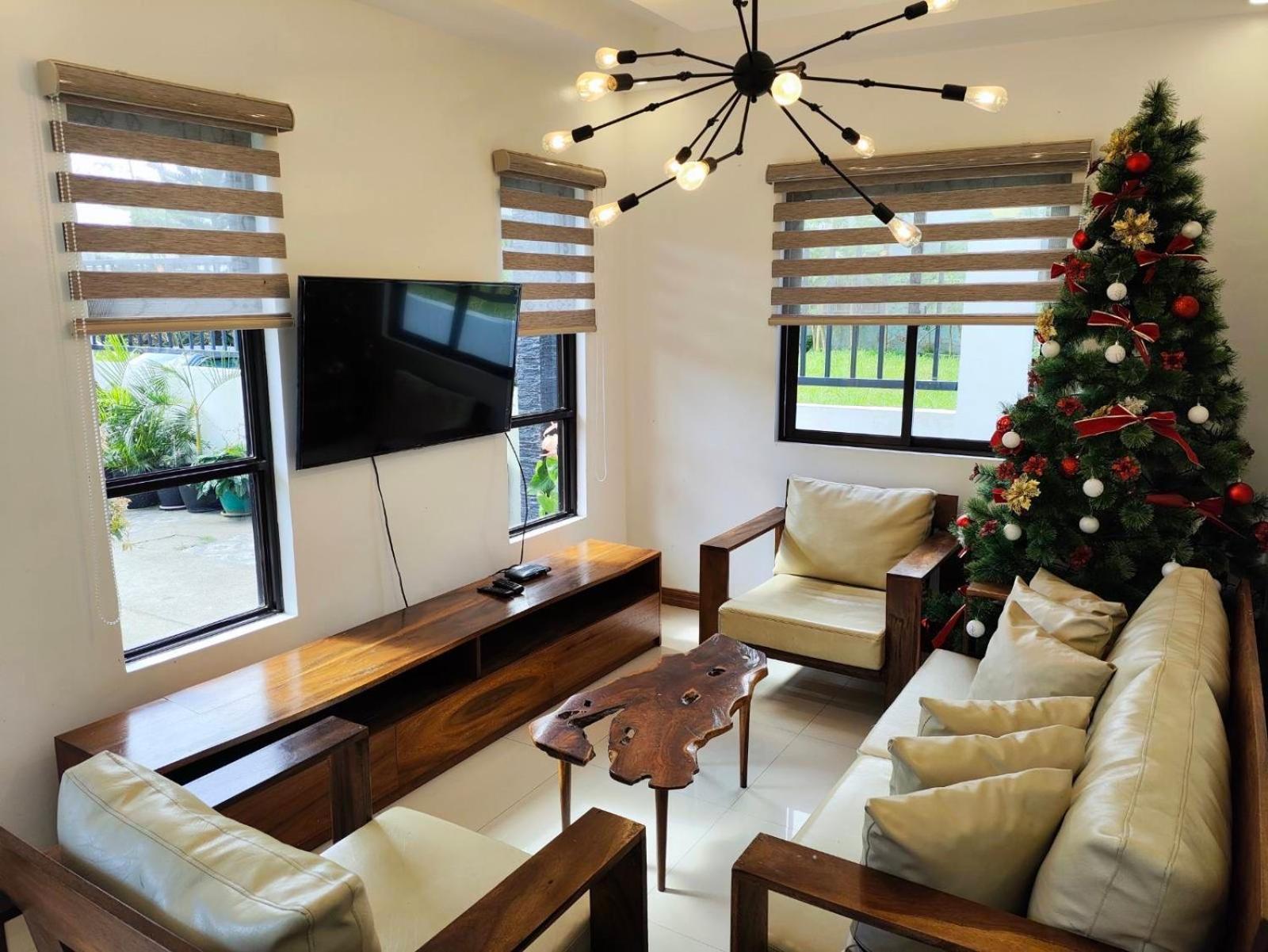 Bella Homes 6Br 4Bath Near Rotunda Tagaytay City Esterno foto