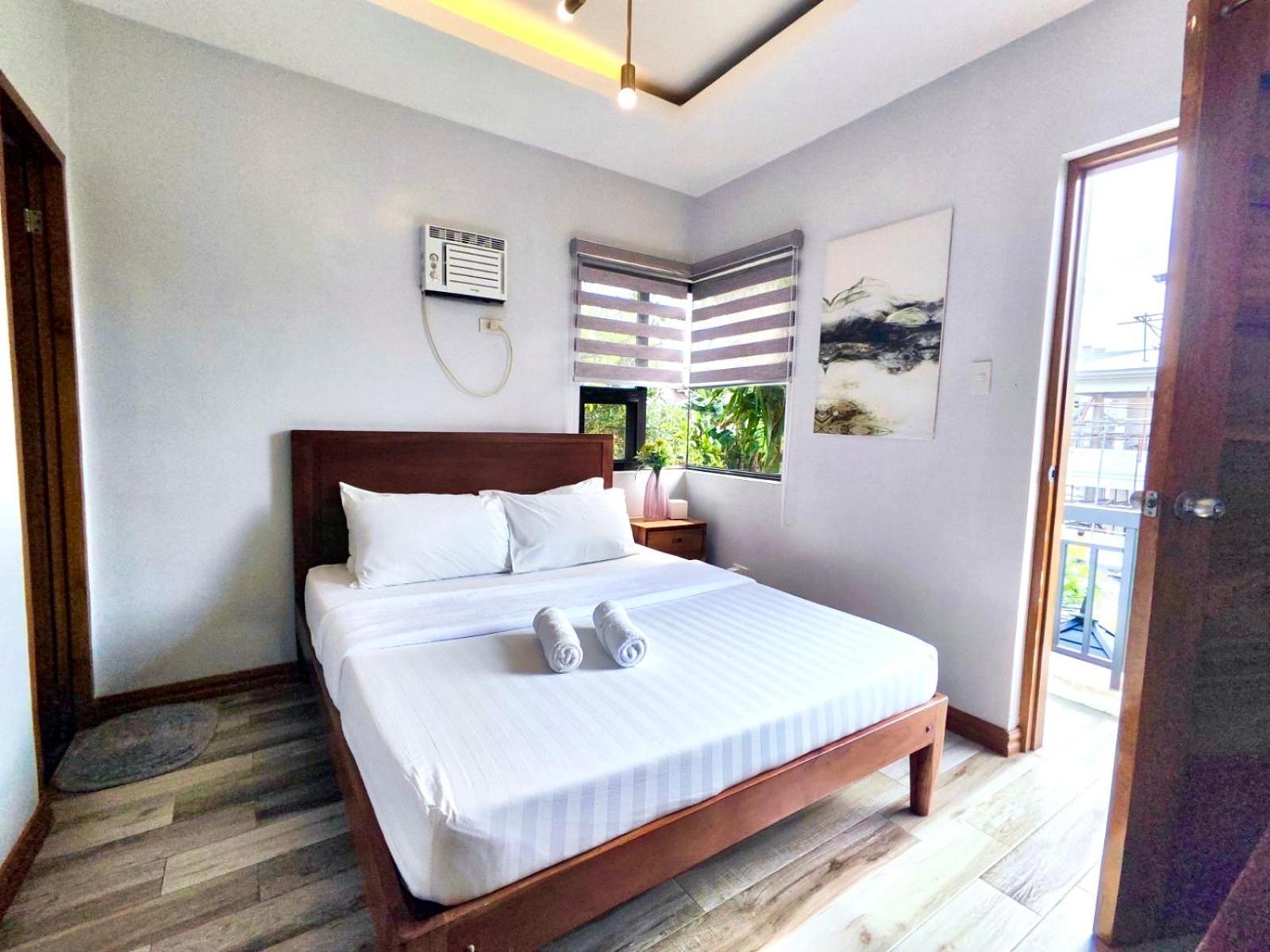 Bella Homes 6Br 4Bath Near Rotunda Tagaytay City Esterno foto