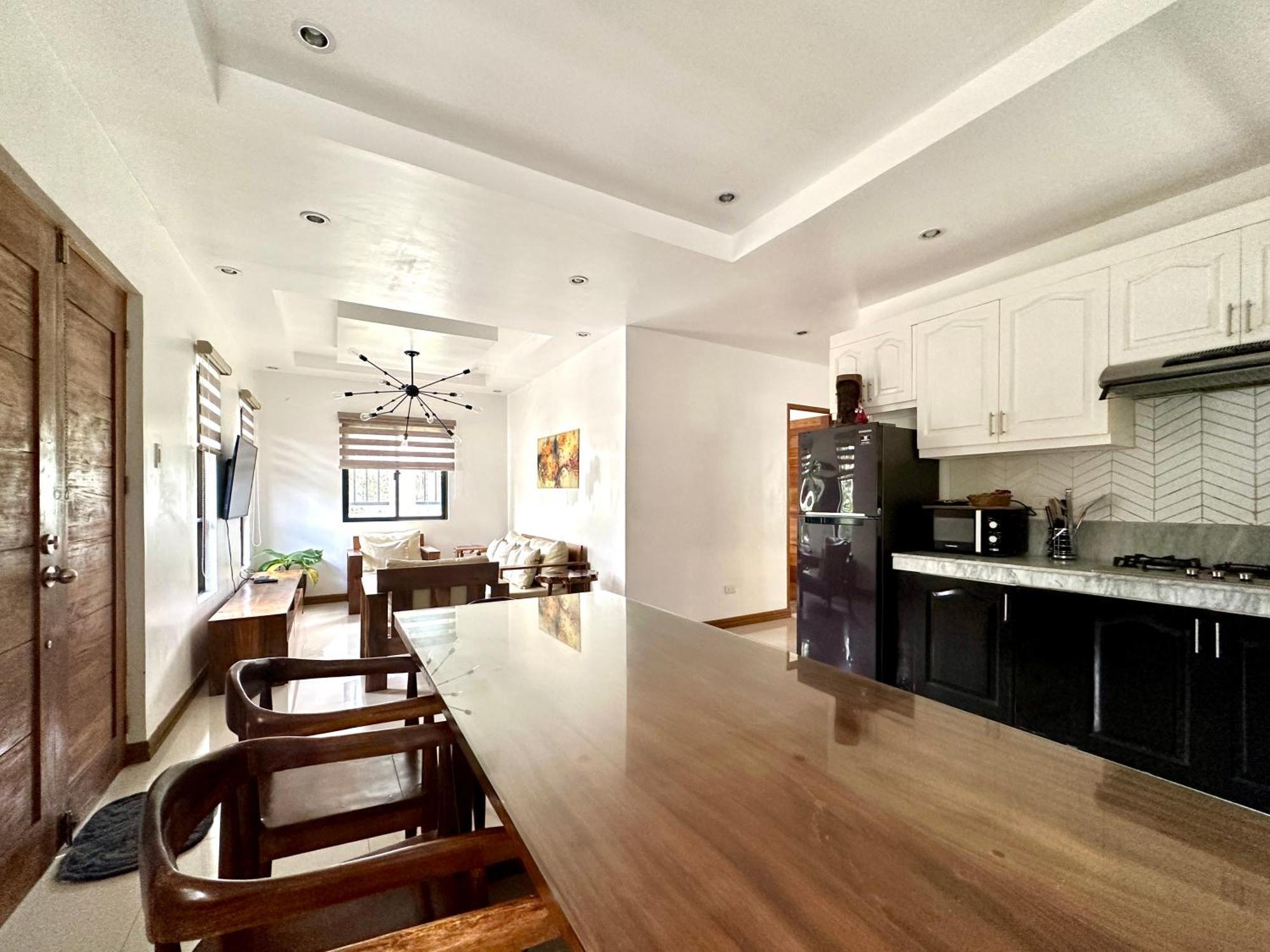 Bella Homes 6Br 4Bath Near Rotunda Tagaytay City Esterno foto